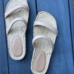 Nearly New Everlane Women's Tan Espadrille Sandals